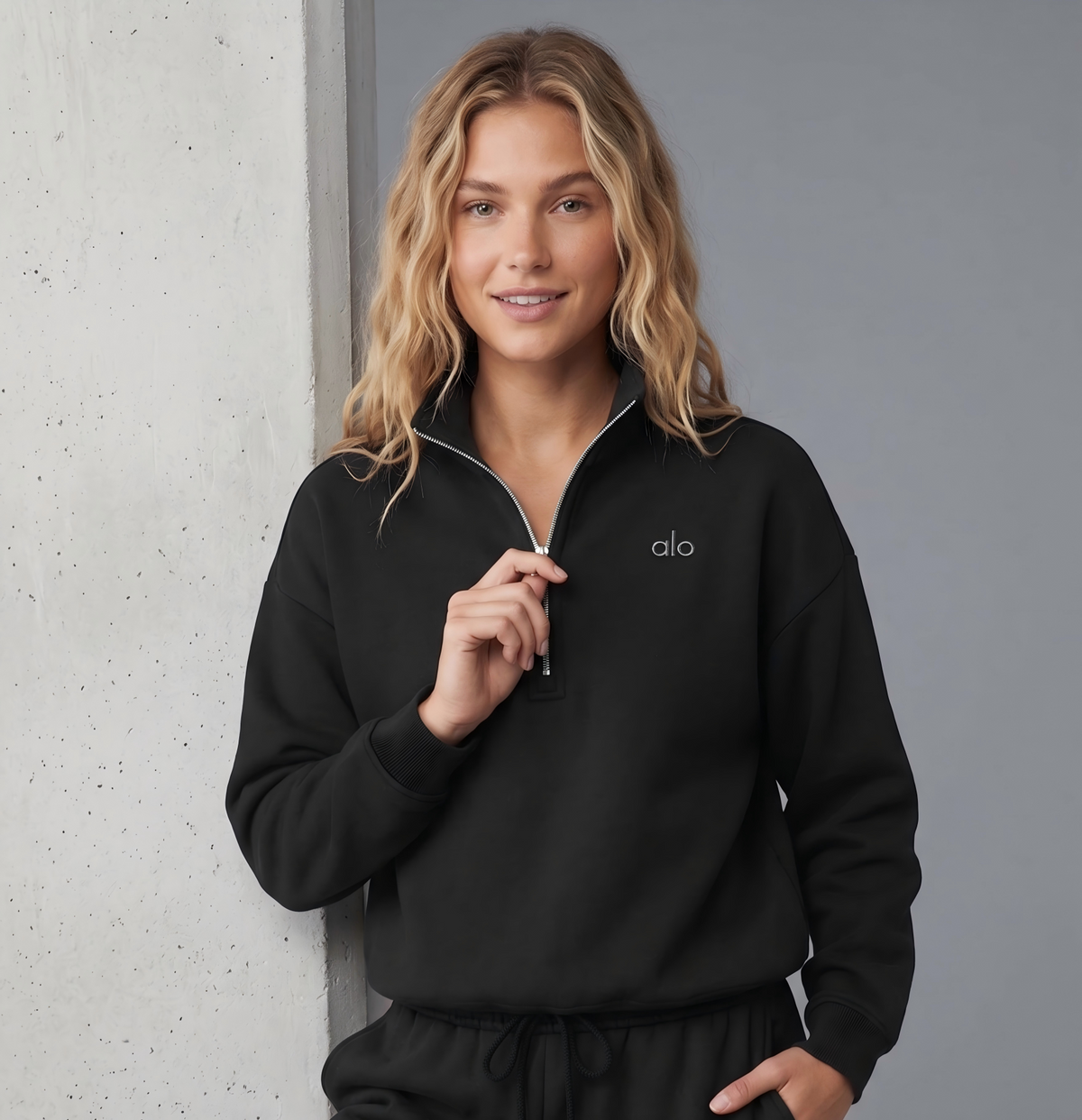 ALO YOGA Quarter-Zip Hoodie